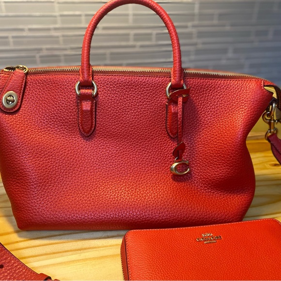 Coach Cara satchel - Picture 2 of 14